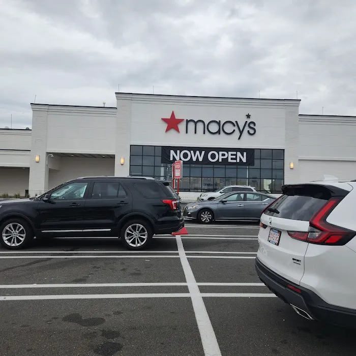 Macy's 0