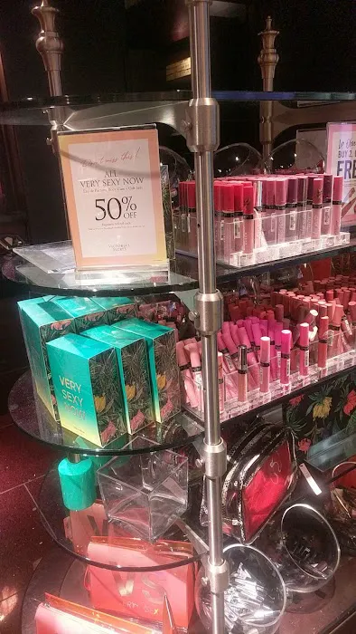 Victoria's Secret 6