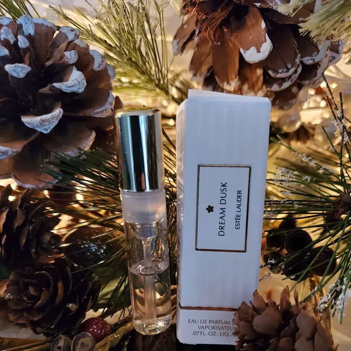 Estee Lauder 0