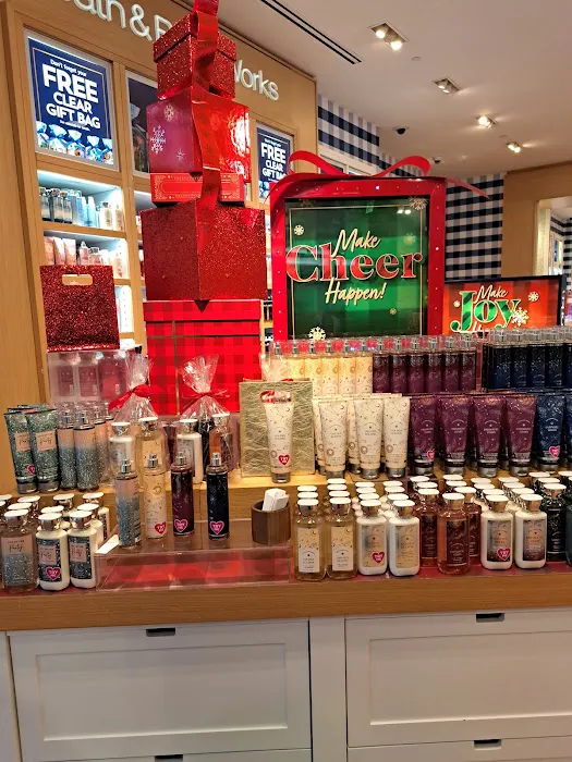 Bath & Body Works 2