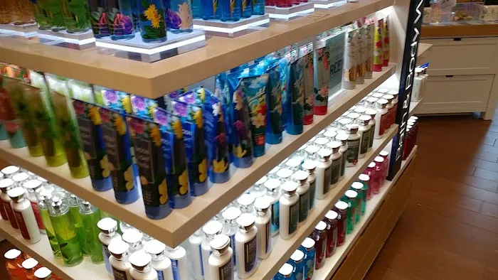 Bath & Body Works 8