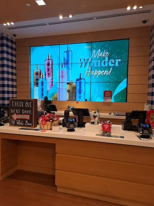 Bath & Body Works 6
