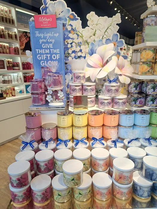 Bath & Body Works 4