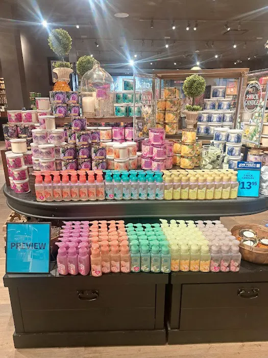 Bath & Body Works 7