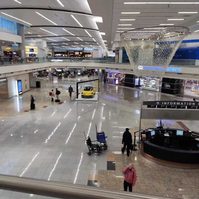 Duty Free Americas 8