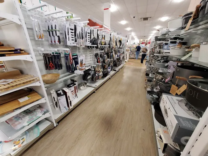 Five Below 5