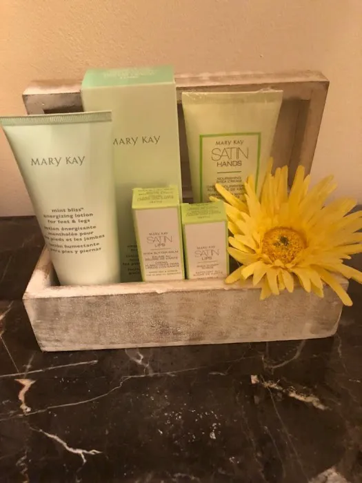 Independent Beauty Consultant 4