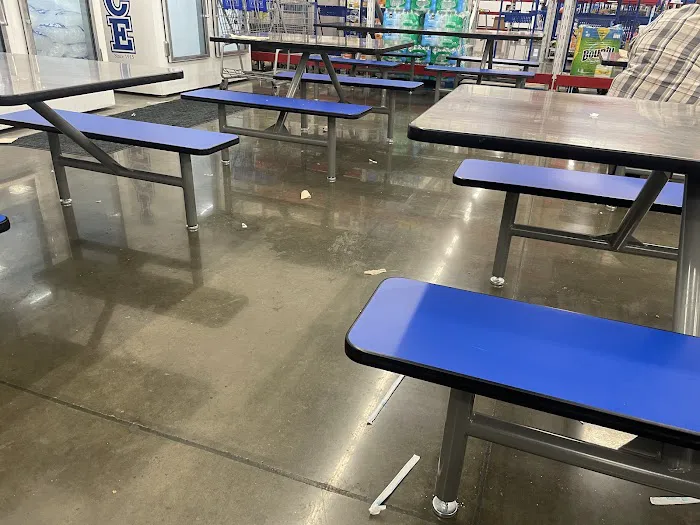 Sam's Club 8