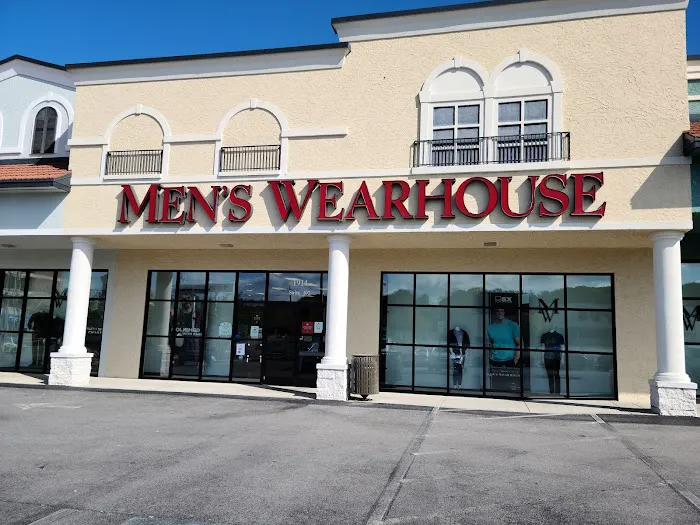 Men's Wearhouse 3