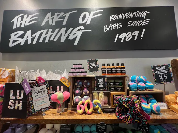 Lush Cosmetics Burlington 2