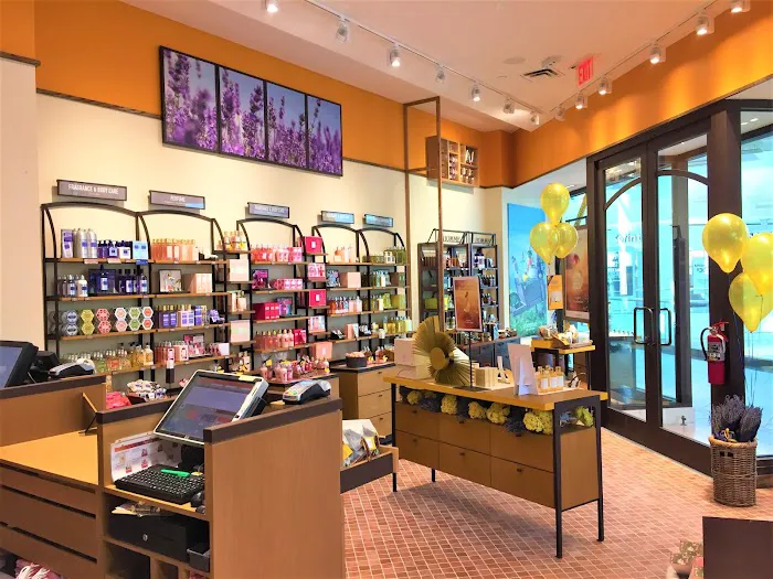 L'OCCITANE EN PROVENCE 0