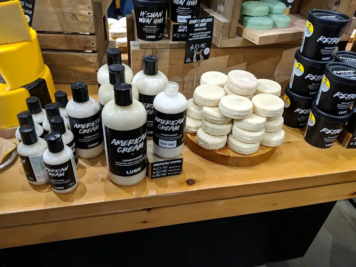 Lush Cosmetics Pheasant Lane 3