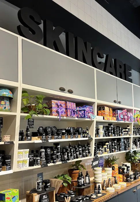 Lush Cosmetics Rockingham Park 5