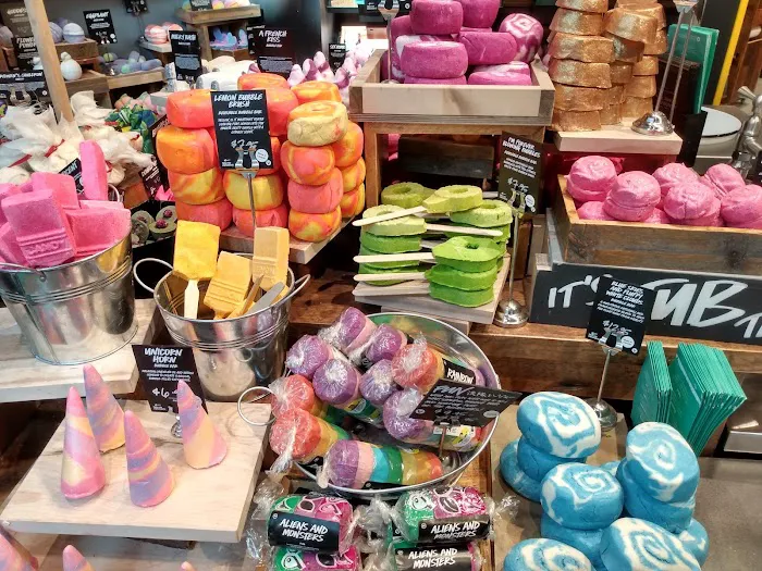Lush Cosmetics Rockingham Park 3