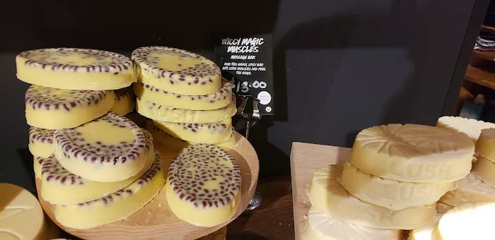 Lush Cosmetics Natick 7