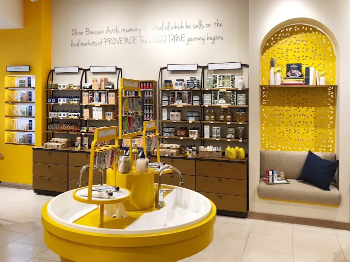 L'OCCITANE EN PROVENCE 1
