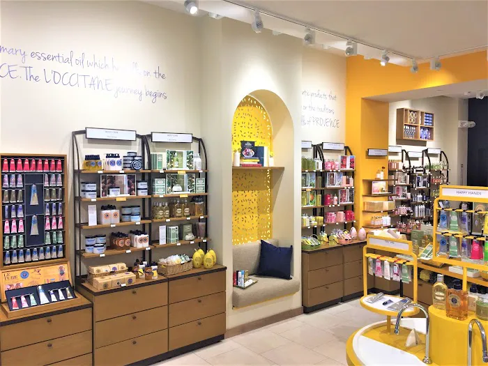 L'OCCITANE EN PROVENCE 6
