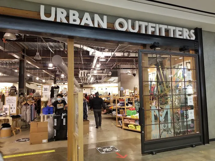 Urban Outfitters 3