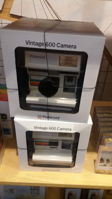 Urban Outfitters 4