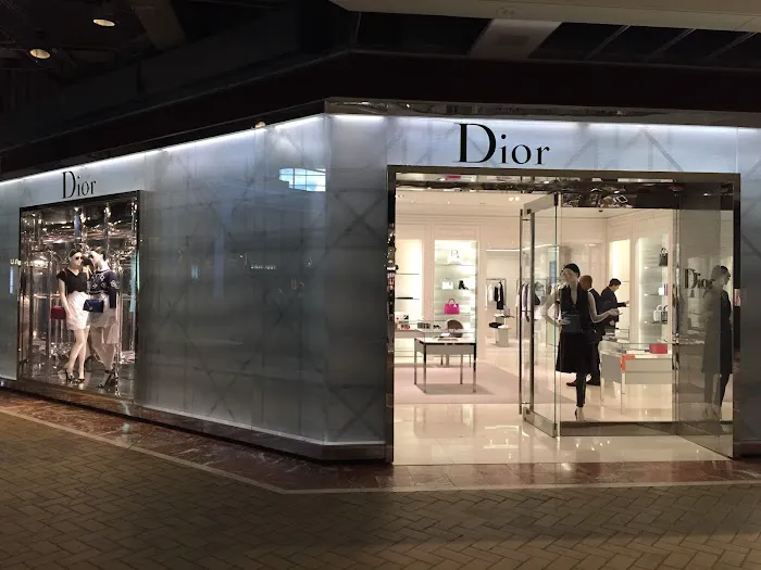 DIOR Boston Copley Place 1