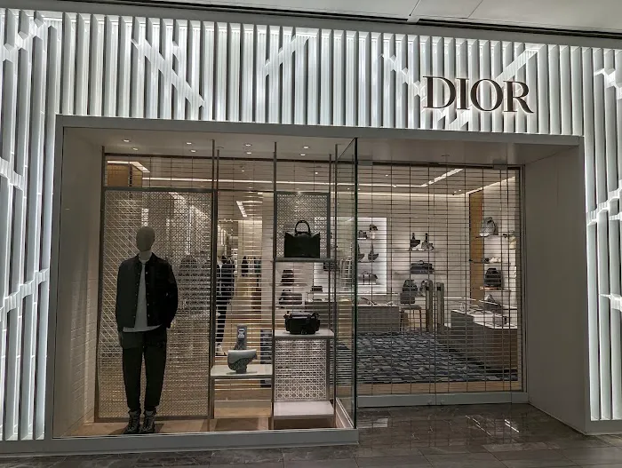 DIOR Boston Copley Place 4