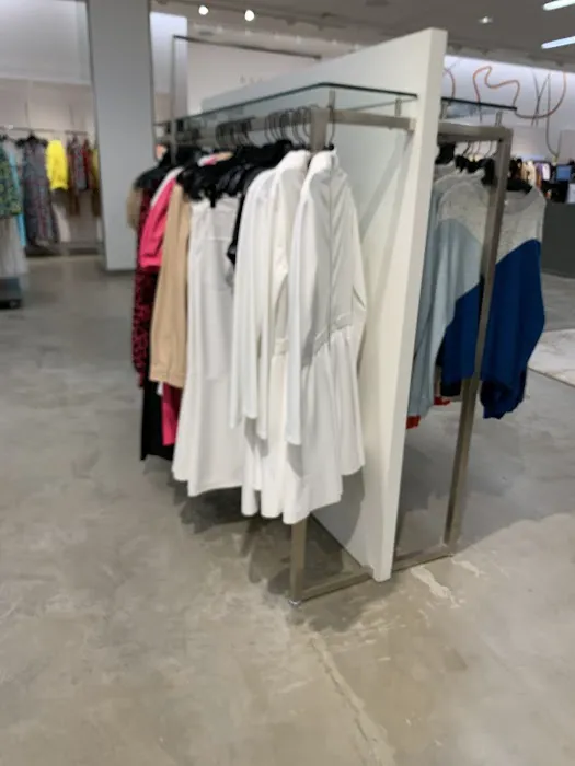 Saks Fifth Avenue Men's Store 8
