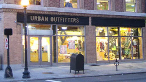 Urban Outfitters 0