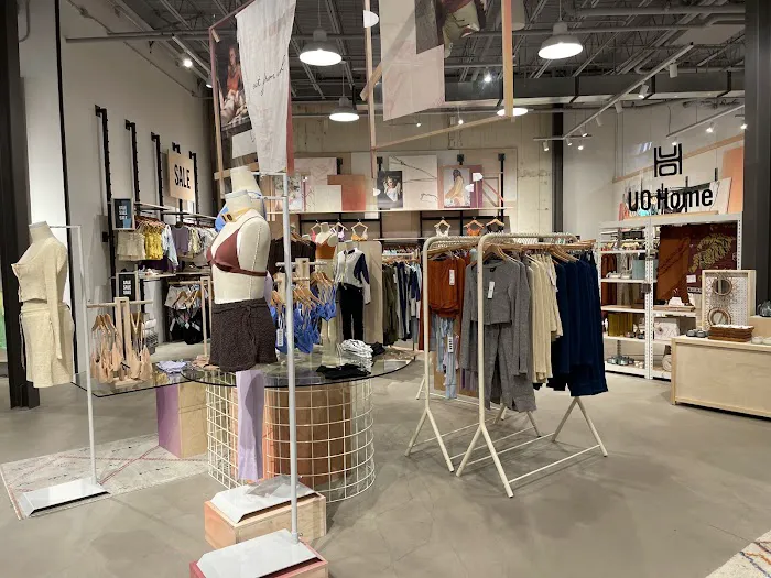 Urban Outfitters 3