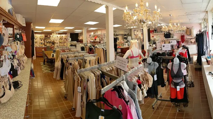 Madame Pirie Famise Corset Shoppe 1