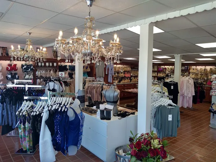 Madame Pirie Famise Corset Shoppe 4