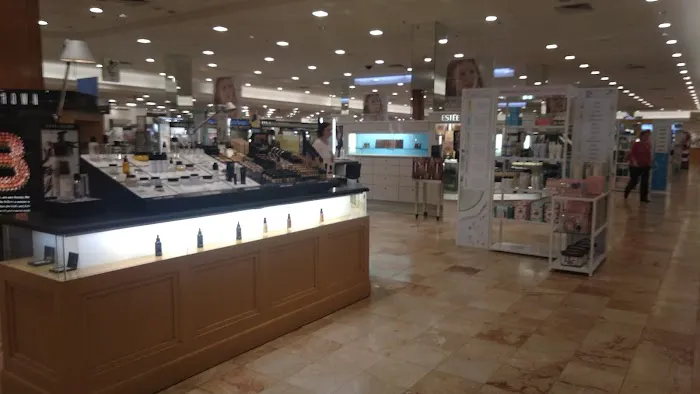 Macy's 4