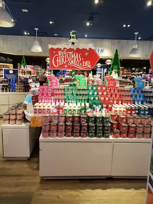 Bath & Body Works 1