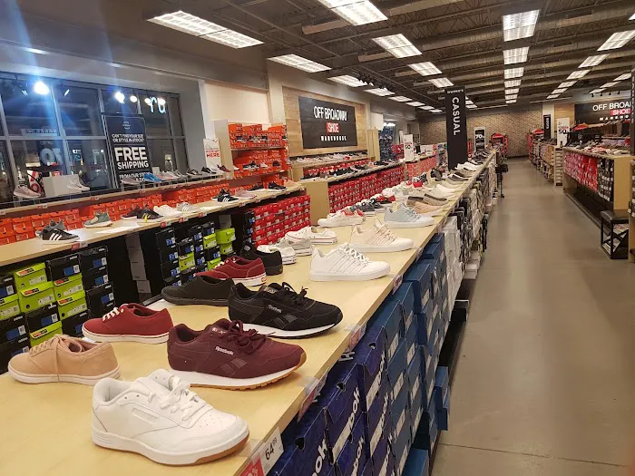 Tanger Outlets Savannah 4