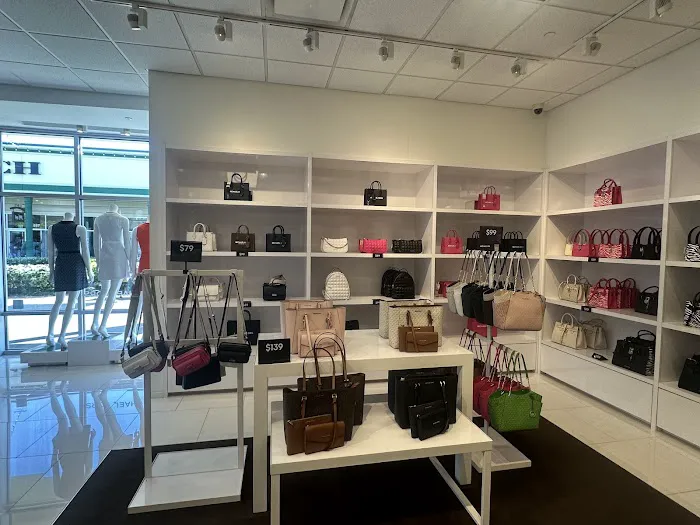 Tanger Outlets Savannah 5