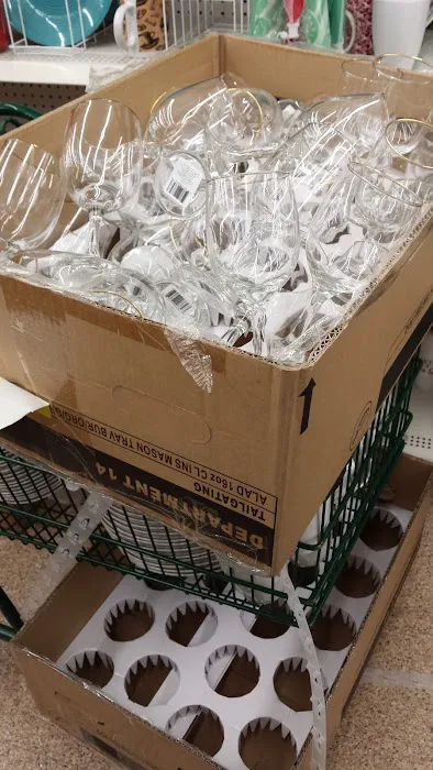 Dollar Tree 1