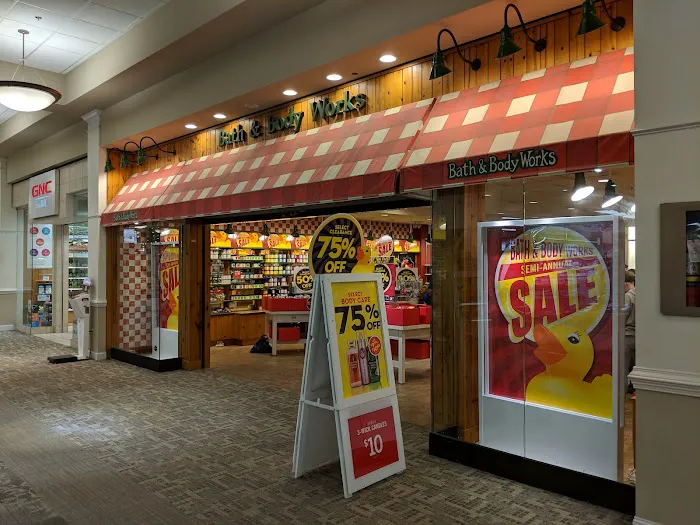 Bath & Body Works 2