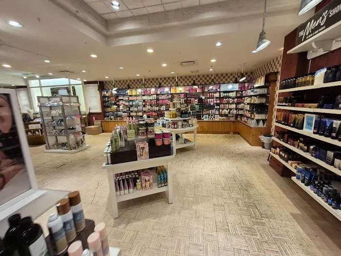 Bath & Body Works 1