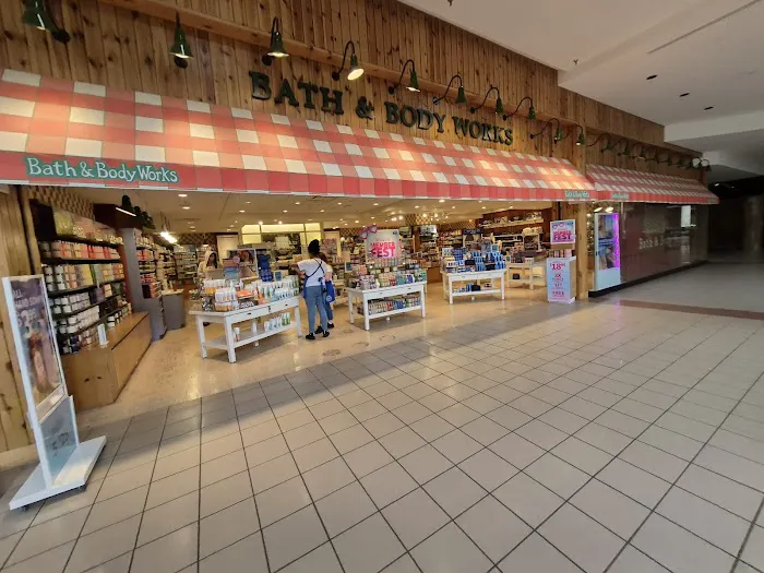 Bath & Body Works 2