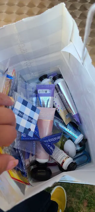 Bath & Body Works 9