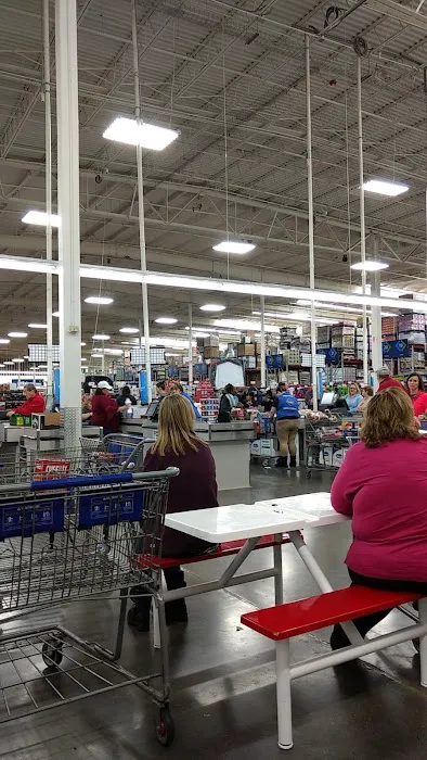 Sam's Club 9