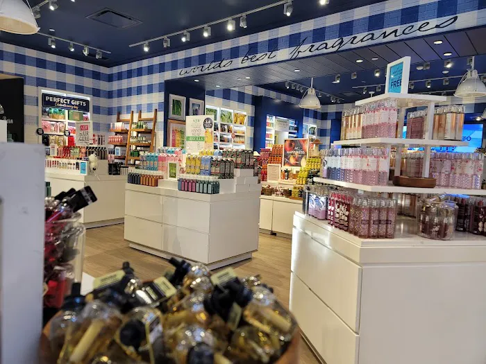 Bath & Body Works 2