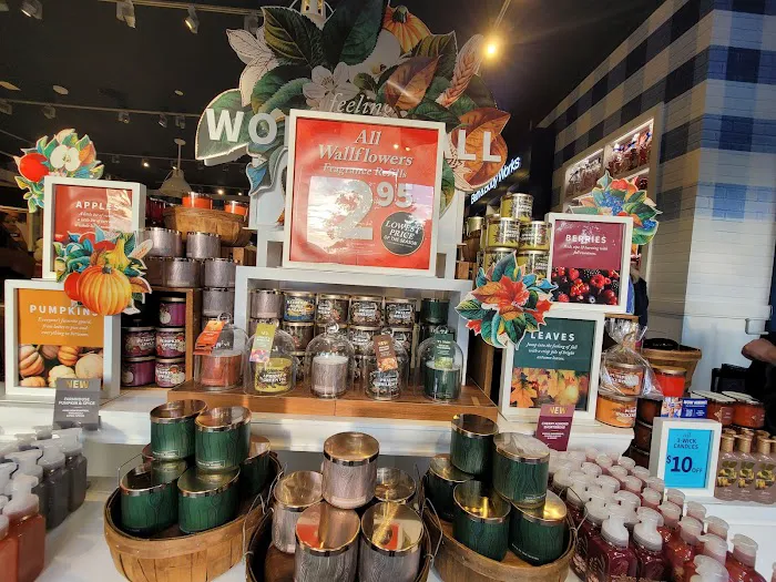 Bath & Body Works 9