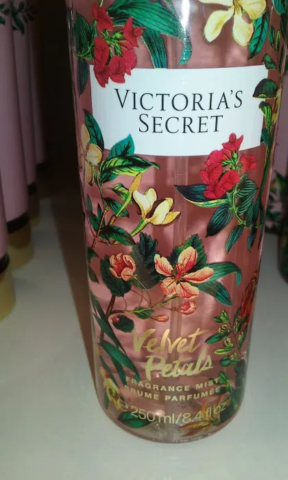 Victoria's Secret & PINK by Victoria's Secret 5