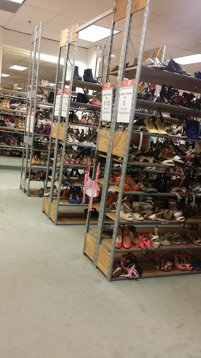 Dillard's Clearance Center 8