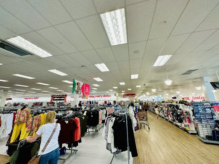 T.J. Maxx & HomeGoods 2