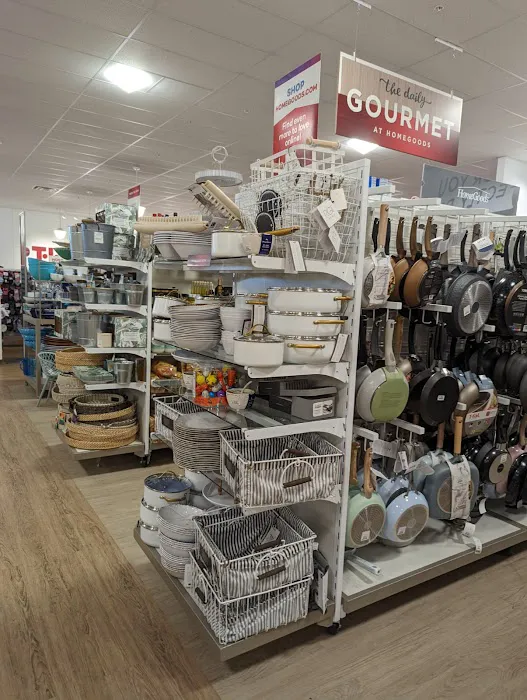 T.J. Maxx & HomeGoods 3