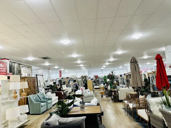 T.J. Maxx & HomeGoods 6