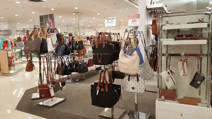 Macy's 0