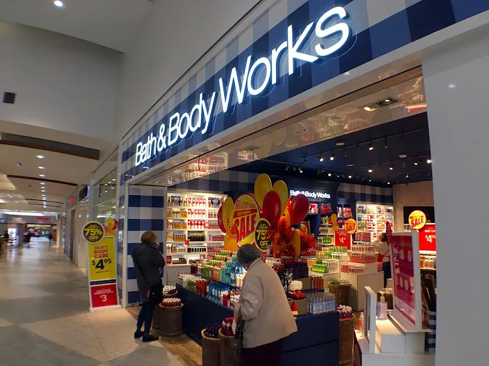 Bath & Body Works 2