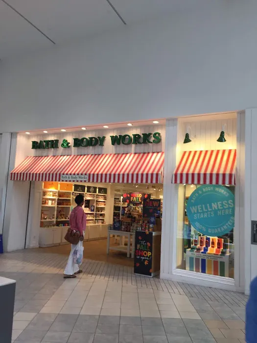 Bath & Body Works 4